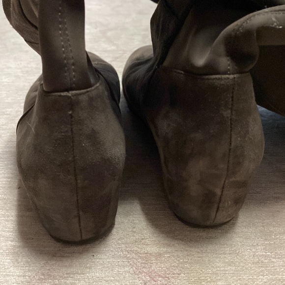 BCBG Suede Leather Indie Brown Knee High Wedge Boots 8 - Picture 9 of 12